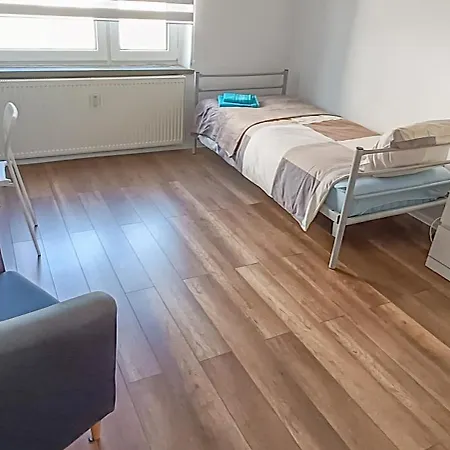 4 In Apartment