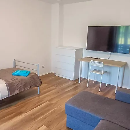 Apartment 4 In